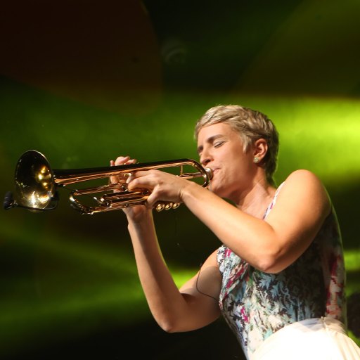 Maite Hontelé